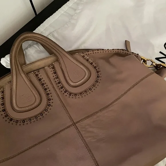 COPY - Givenchy Nightingale - Picture 4 of 9